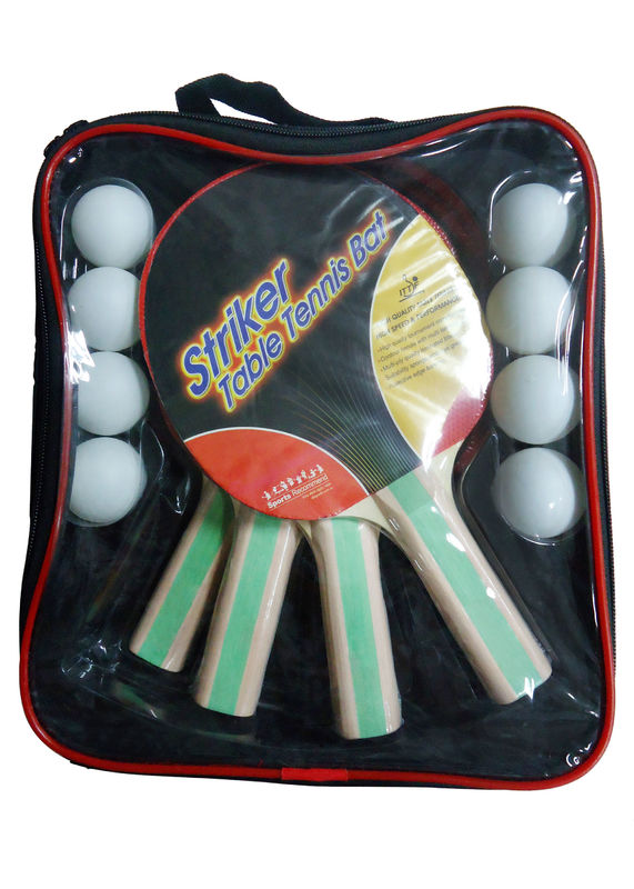 袋のパッキング卓球を置きます5mmの合板のバットをゴムが付いている8つのポリ塩化ビニールの球運んで下さい
